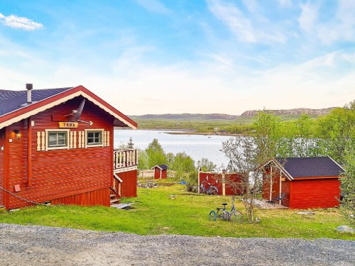  - 6 personer -  - Kjerrisnesveien - 9911 - Jarfjord