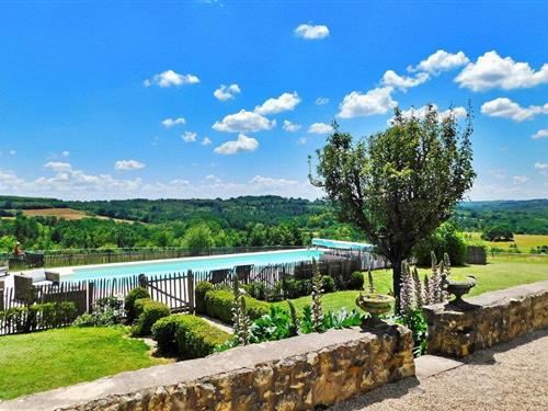 Holiday home - 9 persons -  - La Sautie - 24210 - Bars