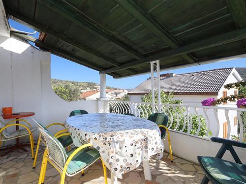 Holiday Home/Apartment - 4 persons -  - Vinišce - 21222 - Vinišce