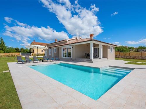 Holiday home - 9 persons -  - Orihi bb - Barban-Orihi - 52207 - Barban