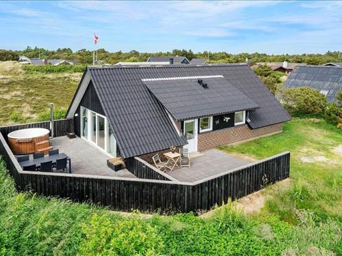Sommerhus - 4 personer -  - Hjelmevej - Søndervig - 6950 - Ringkøbing