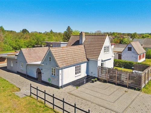 Sommerhus - 8 personer -  - Mulebyvej - Hasle - 3700 - Rønne