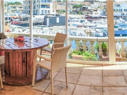 Holiday home - 8 persons -  - Route de la Couronne - 13960 - Sausset-Les-Pins