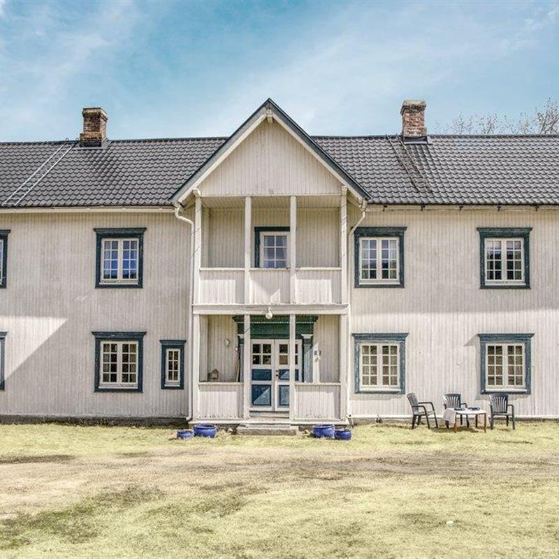 Sommerhus - 9 personer -  - Nord-Østerdalsveien - 2500 - Tynset