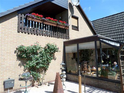 Holiday Home/Apartment - 4 persons -  - Meisenstraße - 26215 - Wiefelstede