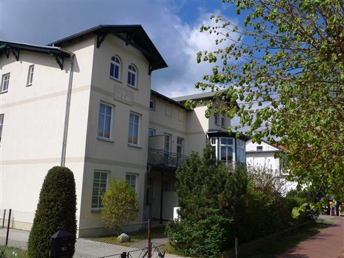 Ferienhaus - 4 Personen -  - Kurstraße - 18181 - Seeheilbad Graal-Müritz