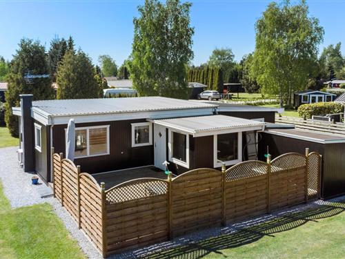 Sommerhus - 4 personer -  - Høgeuglevej - Marielyst - 4873 - Væggerløse