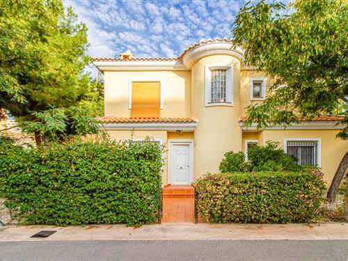 Feriehus - 8 personer -  - Carrer del Vespre,Puerta - Bonalba - 03110 - Alacant