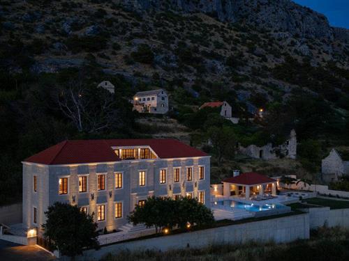 Sommerhus - 12 personer -  - Don Petra Cara - Split - Gornja Podstrana - 21312 - Gornja Podstrana