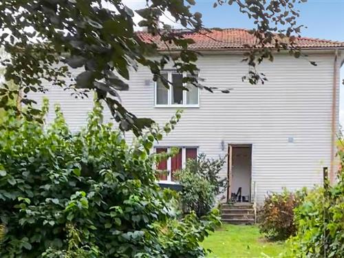 Semesterhus/Semesterlägenhet - 6 personer -  - Svanhultsvägen - 546 94 - Undenäs