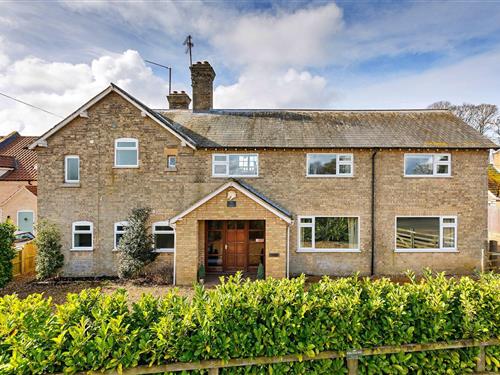 Cottage - 11 persons -  - PE33 9DX - Crimplesham