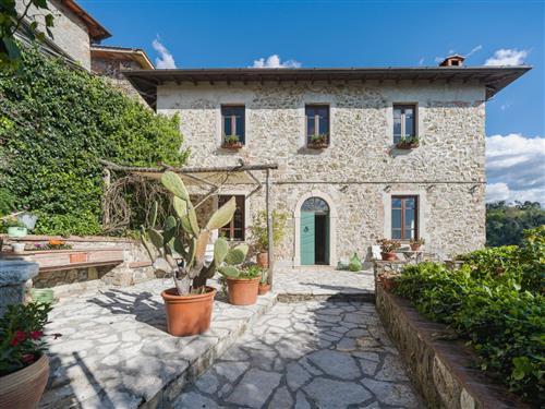 Ferienhaus - 8 Personen -  - Corsanico - 55054