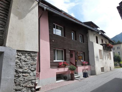 Holiday Home/Apartment - 4 persons -  - Runatsch - 7530 - Zernez