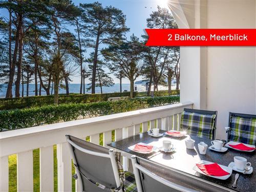 Holiday Home/Apartment - 5 persons -  - Strandpromenade - 18609 - Binz