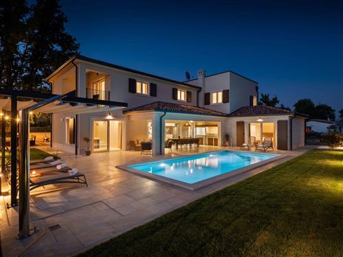 Holiday home - 8 persons -  - Porec/Nova Vas - 52446