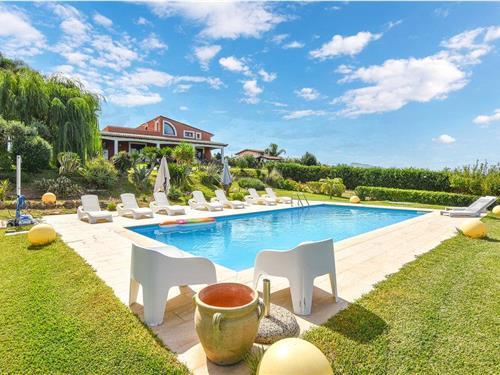 Sommerhus - 14 personer -  - C.da Piano di Fico snc - Partinico - 90047 - Partinico (Pa)