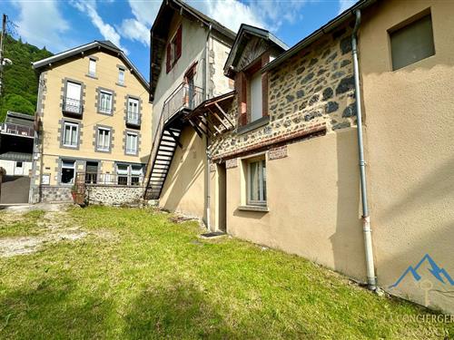 Holiday home - 10 persons -  - 63240 - Mont-Dore