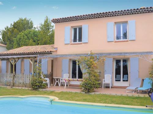 Holiday home - 8 persons -  - 2, rue des - 13370 - Mallemort