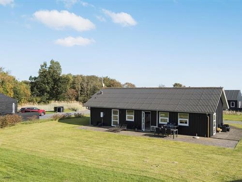 Holiday home - 6 persons -  - Kystvejen - Hou - 9370 - Hals