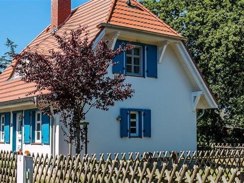 Sommerhus - 4 personer -  - Bäckergang - 18375 - Born