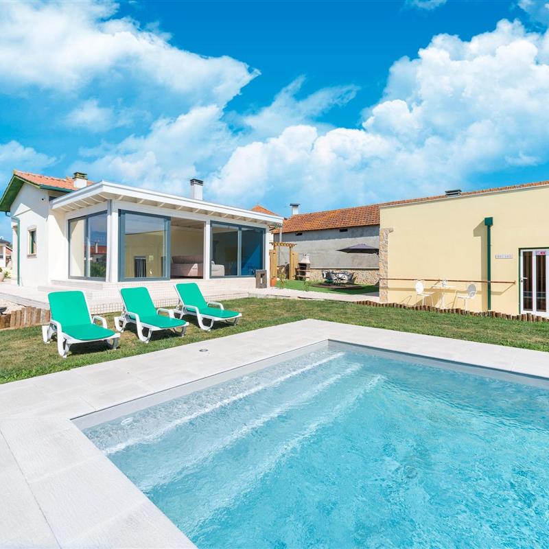 Sommerhus - 6 personer -  - 3105-014 - Netos  Almagreira