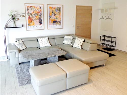 Holiday apartment - 3 persons -  - Pommernstraße - 95497 - Goldkronach