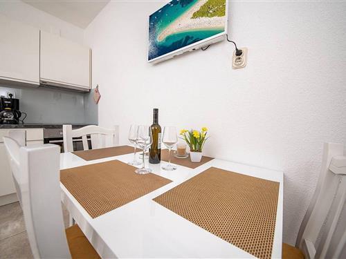 Sommerhus - 3 personer -  - 21420 - Bol