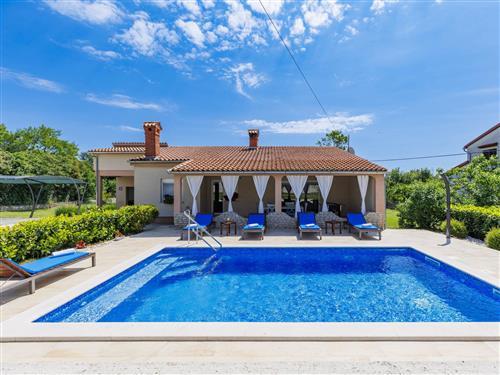 Holiday home - 6 persons -  - Pula/Marcana - 52206