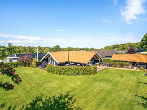 Sommerhus - 6 personer -  - Nøddevænget - Hejlsminde - 6094 - Hejls