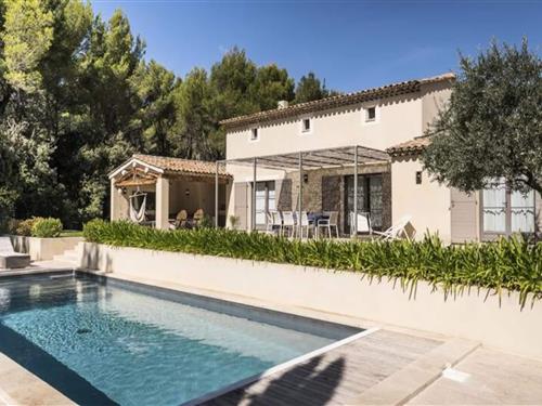 Holiday apartment - 8 persons -  - 84160 - Lourmarin