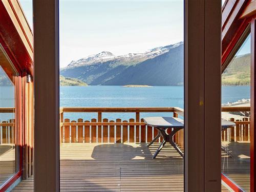  - 6 persons -  - Høvikvegen 30, A - 6460 - Eidsvåg