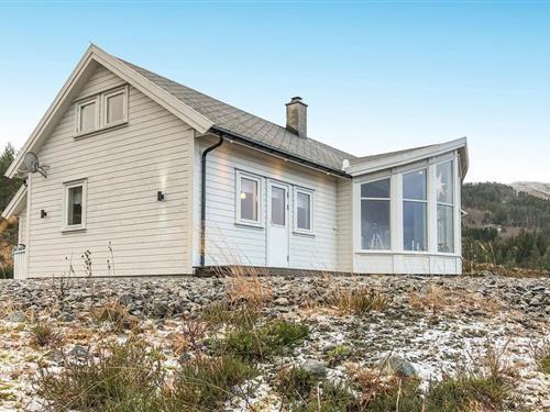 Feriehus - 8 personer -  - Årsheim - Selje - 6750 - Stadlandet