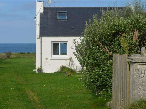 Holiday Home/Apartment - 6 persons -  - 29880 - Plouguerneau