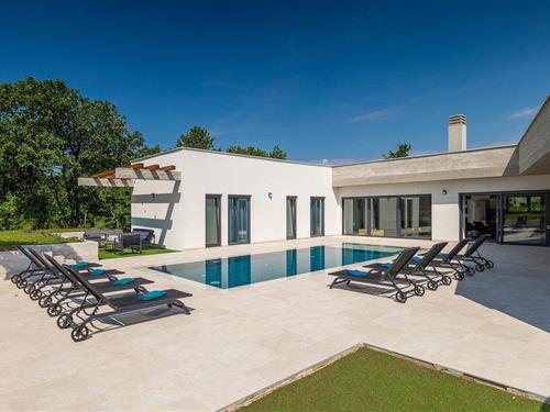 Holiday home - 8 persons -  - Bateli kod Zeliski - 52207 - Barban