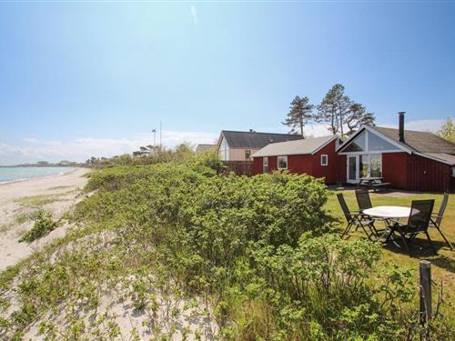 Sommerhus - 4 personer -  - Strandvejen - Ballen - 8305 - Samsø