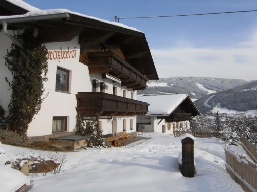 Holiday home - 4 persons -  - 6165 - Telfes Im Stubai