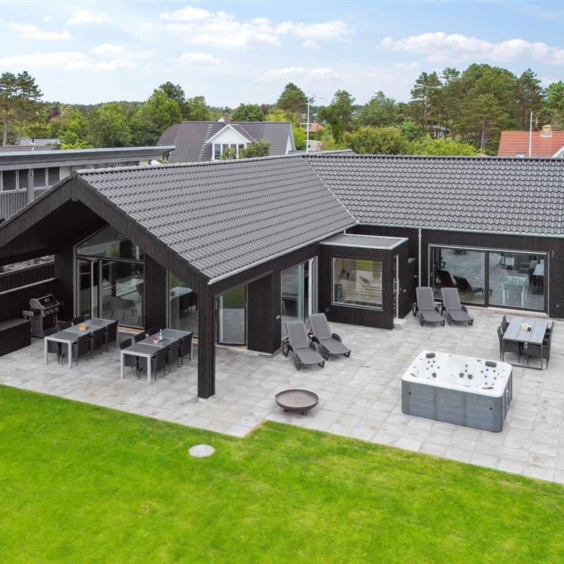 Sommerhus - 14 personer -  - Strandlyngen - 8400 - Ebeltoft