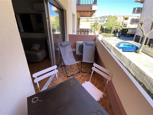 Holiday Home/Apartment - 4 persons -  - 83120 - Ste Maxime