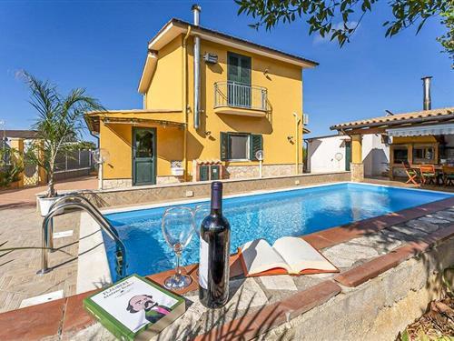 Fritidshus - 7 personer -  - Via Giardini - 90019 - Trabia