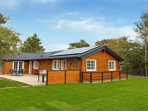 Sommerhus - 11 personer -  - Gulspurvevej - Vejby Strand - 3210 - Vejby