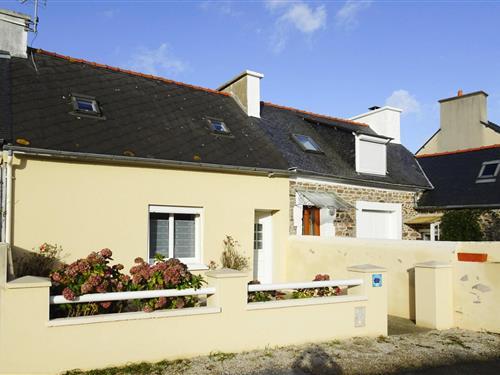 Holiday Home/Apartment - 4 persons -  - 22500 - Paimpol