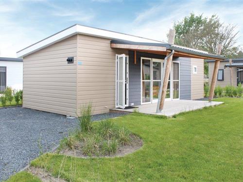 Sommerhus - 4 personer -  - Zuiderdijk 1b, huisje - 1611 MC - Bovenkarspel