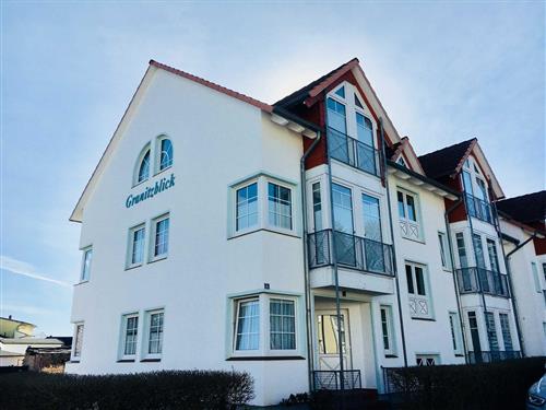 Ferienhaus - 4 Personen -  - Granitzer Str. 6 b - 18586 - Sellin (Ostseebad)