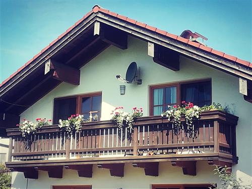 Semesterlägenhet - 4 personer -  - Graf-Arco-Straße 13 a - 83104 - Tuntenhausen