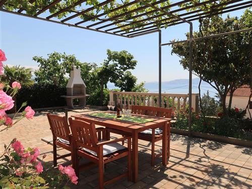 Holiday Home/Apartment - 4 persons -  - Novi Vinodolski - 51250