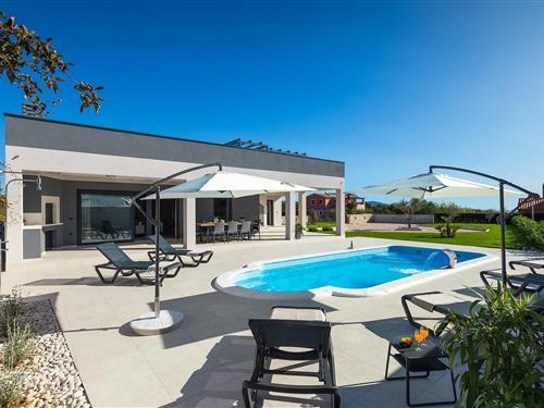 Holiday home - 8 persons -  - Rebici - 52207 - Barban