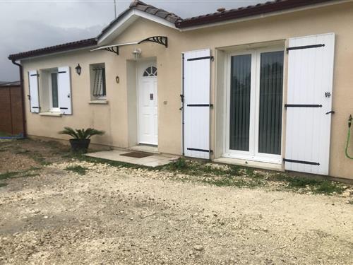 Room - 2 persons -  - 33230 - Saint-Médard De Guizières