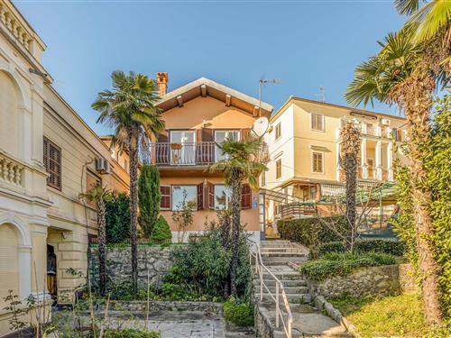 Holiday Home/Apartment - 4 persons -  - Ulica Marsala Tita - 51410 - Opatija