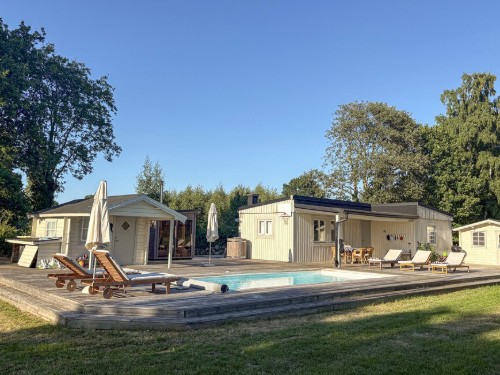 Sommerhus - 10 personer -  - Nybygatan - Nyby/Löttorp - 387 71 - Löttorp
