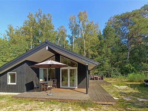 Holiday Home/Apartment - 5 persons -  - Stampen Vej 4, Hus - 3700 - Rønne